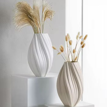 Calma Pampas Vase